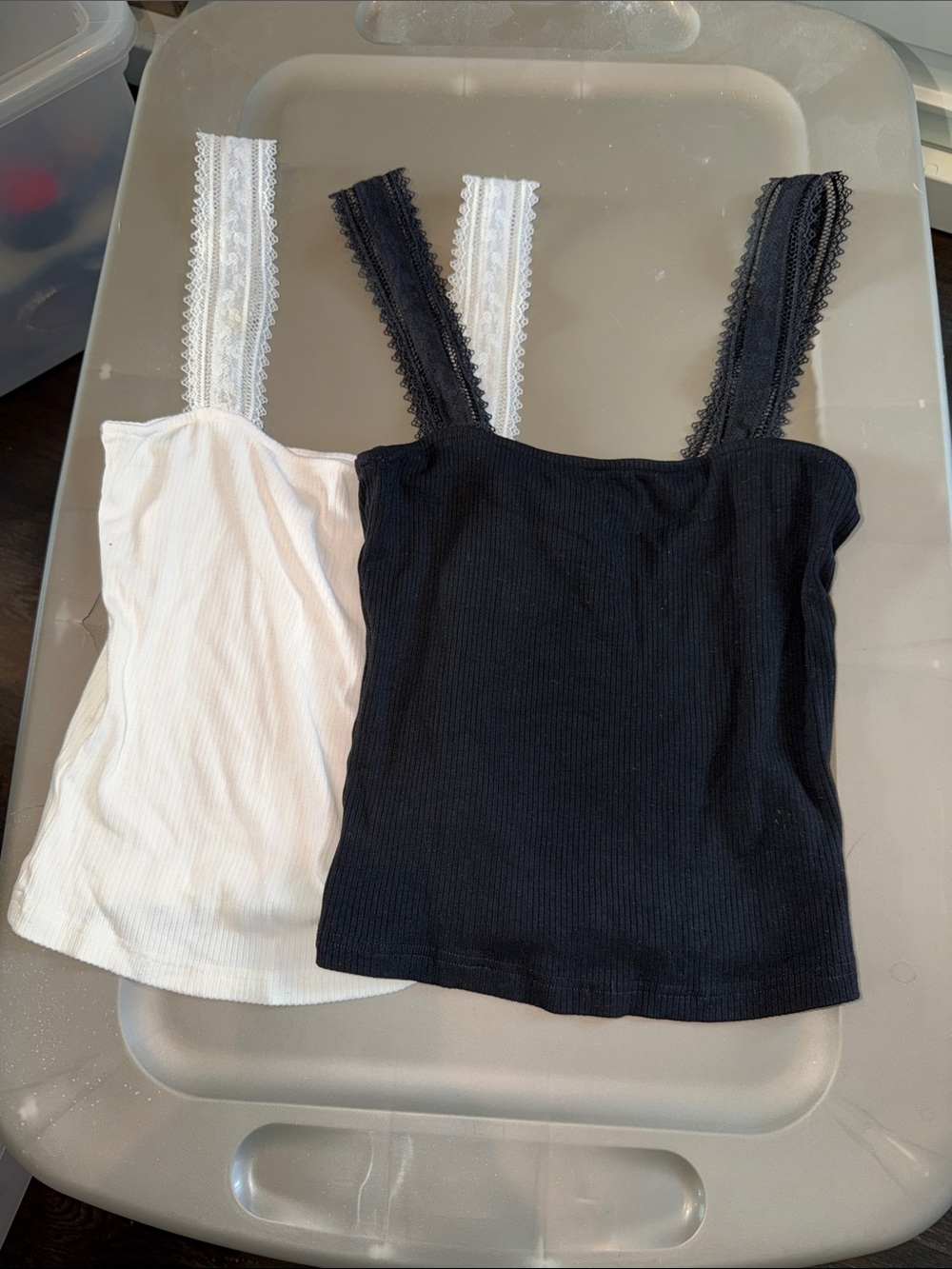 Heartloom Lace-Trim Ribbed Camisole Set — Black & White